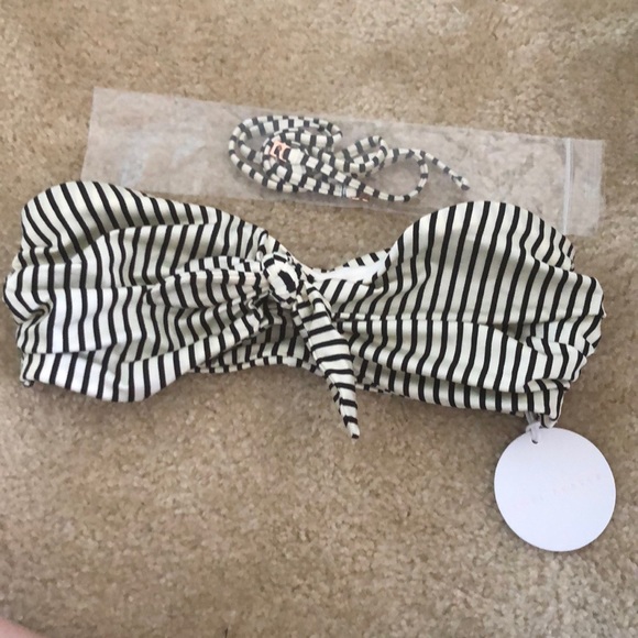 🌴🌺BRAND NEW Tori Praver Bandeau Bikini Top🌺🌴 - Picture 5 of 7